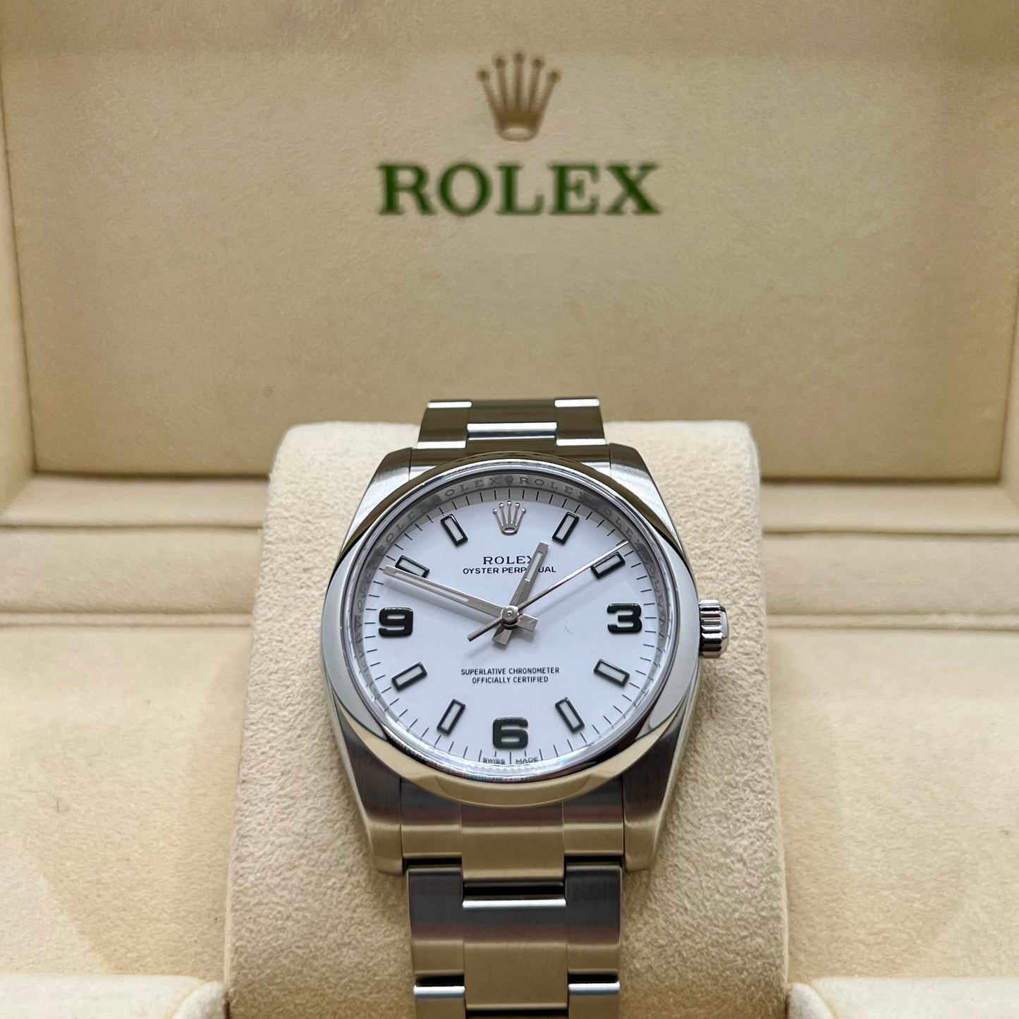 Rolex Oyster Perpetual 34mm White Dial Ref. 114200 Full-Set