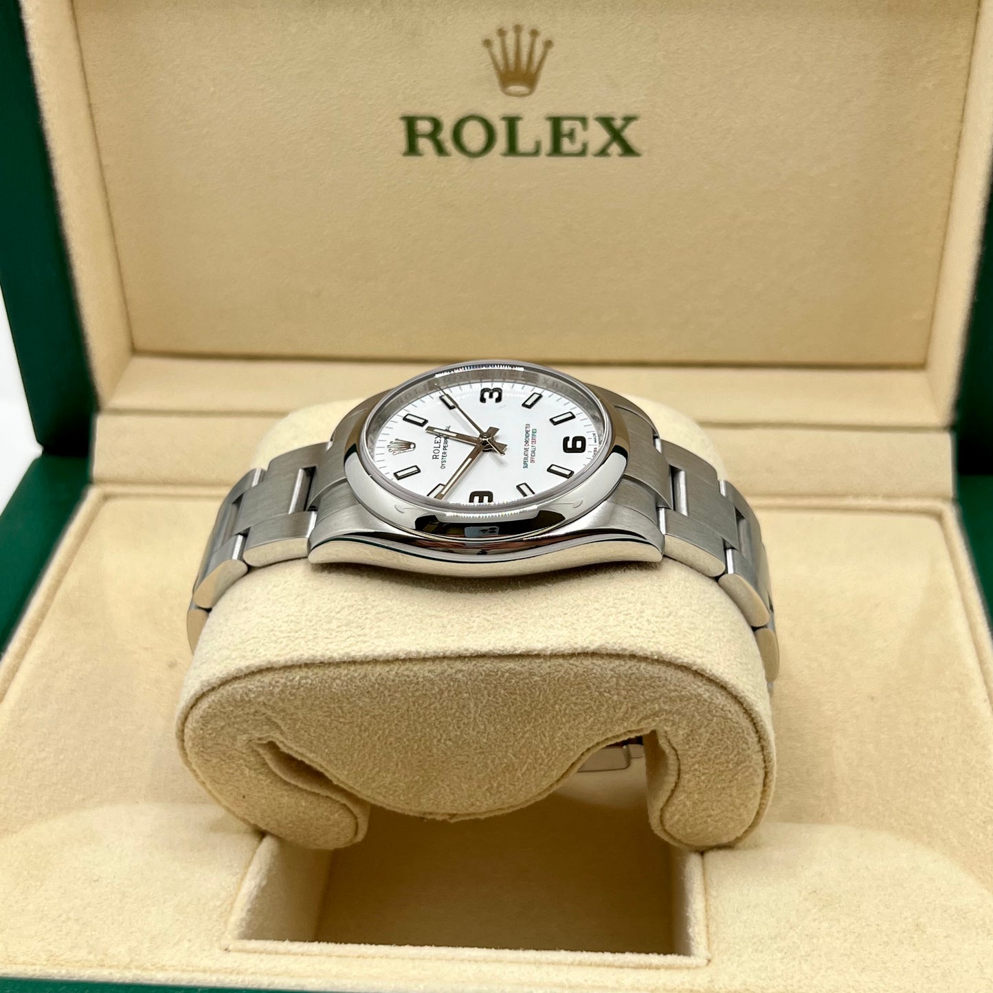 Rolex Oyster Perpetual 34mm White Dial Ref. 114200 Full-Set